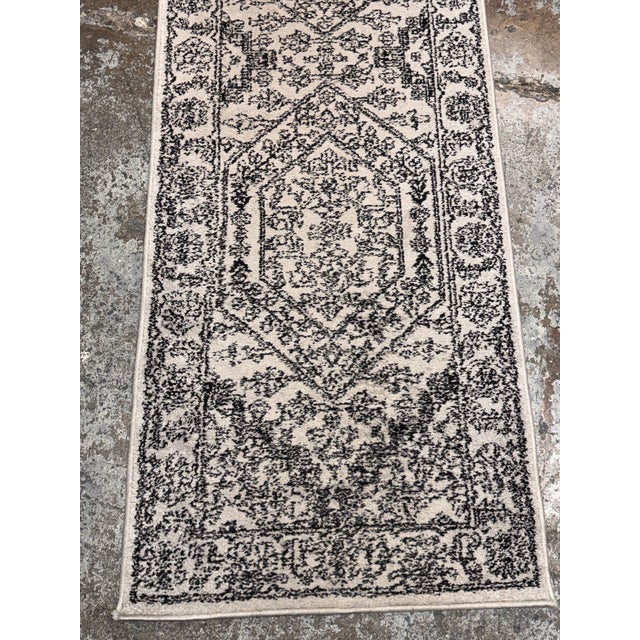 Safavieh 2ft 6in × 15ft 10in Safavieh Adirondack Runner Rug For Sale - Image 4 of 12