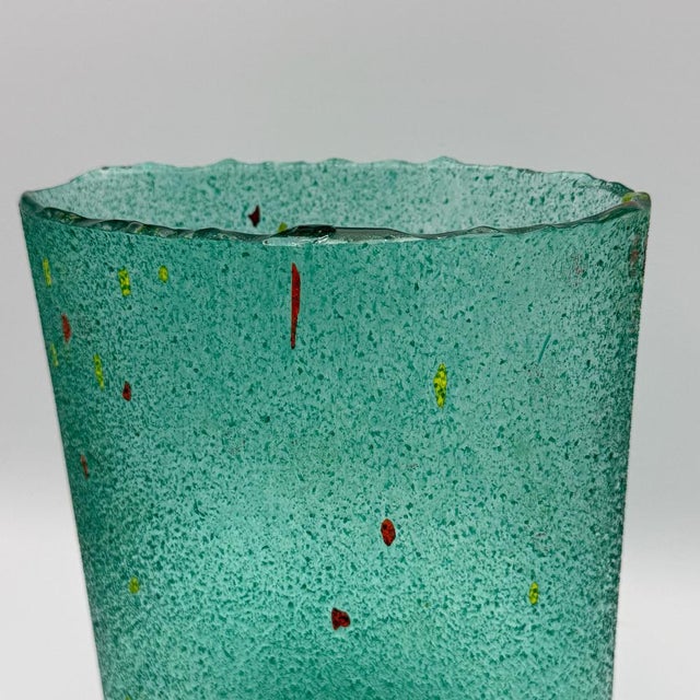 Glass Large Emerald Green Antikva Glass Vase with Color Inclusions by Bertil Vallien for Kosta Boda, 1990s For Sale - Image 7 of 14