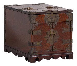 Antique Japanese Kyōdai-Bako Chest