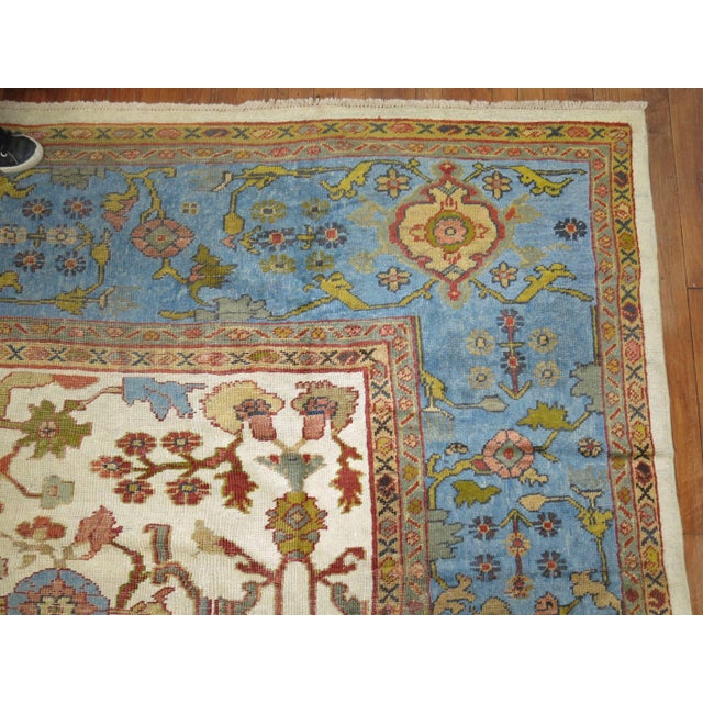 Early 20th Century Beautiful Ivory Sky Blue Antique Persian Mahal Carpet For Sale - Image 5 of 6