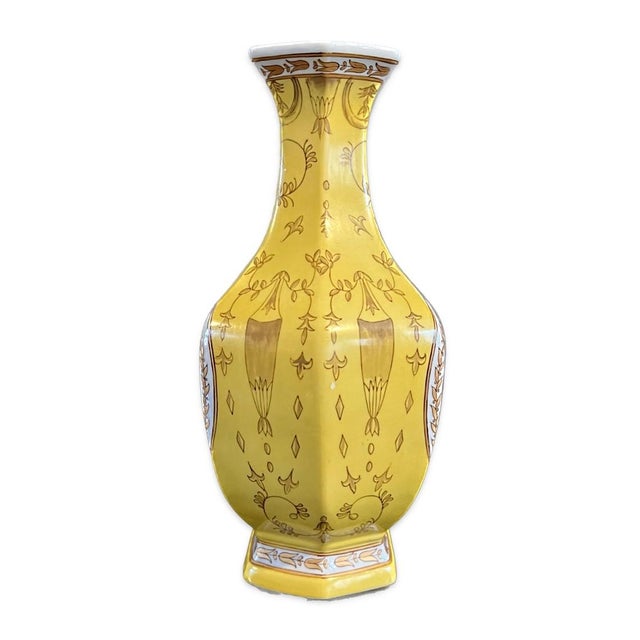 1980s Large Hexagonal Yellow Baluster Vase by United Wilson, 1980s For Sale - Image 5 of 13