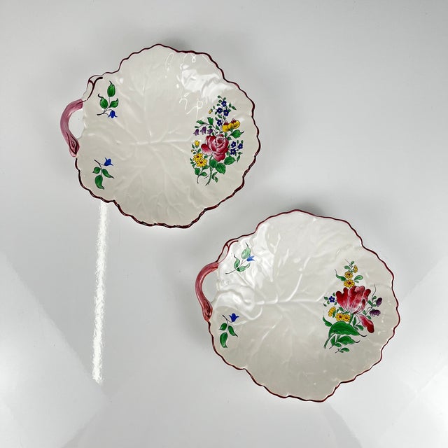 Leaf-Shaped Streetlight Bowls with Tulip and Rose Pattern from KG Lunéville, 1980s, Set of 2 For Sale - Image 6 of 6