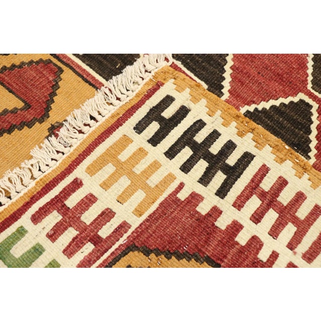 Late 20th Century Vintage Persian Shiraz Kilim Rug - 02'10 X 03'11 For Sale - Image 5 of 9