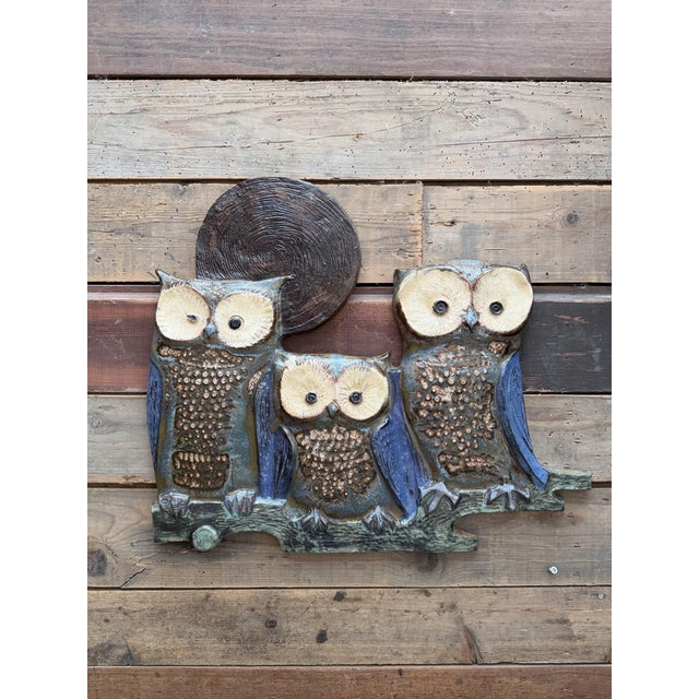 Ceramic from the 1960s attributed to Elisabeth Vandeweghe (Belgian artist). ‘Owls’ design in a lovely palette of blues and...