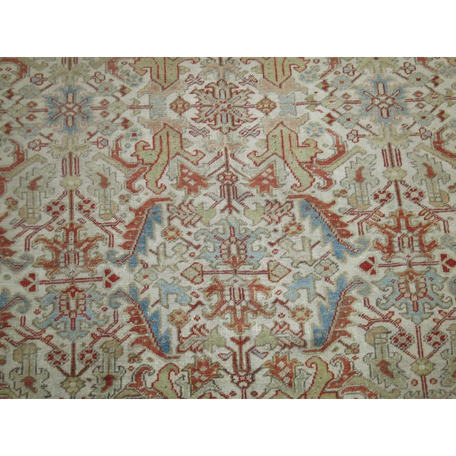 Early 20th Century Early 20th Century White Persian Heriz Rug - 9' x 10'9" For Sale - Image 5 of 9