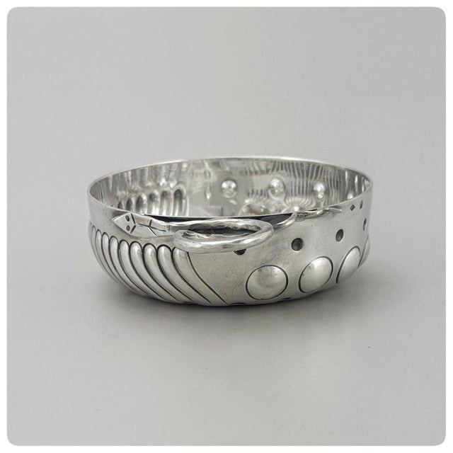 French French Second Standard (800/1000) Wine Taster or Tastevin, Marked for Export, 1921-1973 For Sale - Image 3 of 9