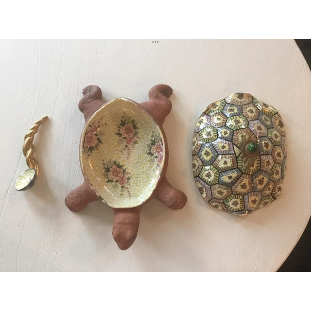 Transitional 1990s Mackenzie-Childs Torquay Tortoise Tureen For Sale - Image 3 of 6