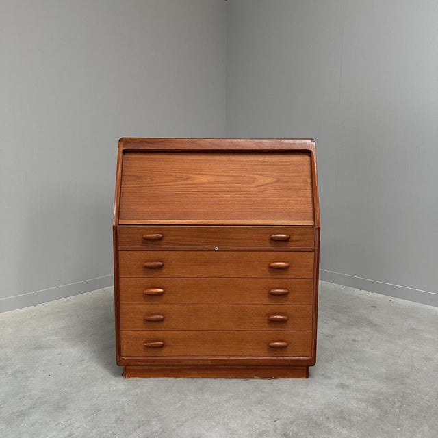 Teak Secretaire from Dyrlund, Denmark, 1960s For Sale - Image 15 of 15