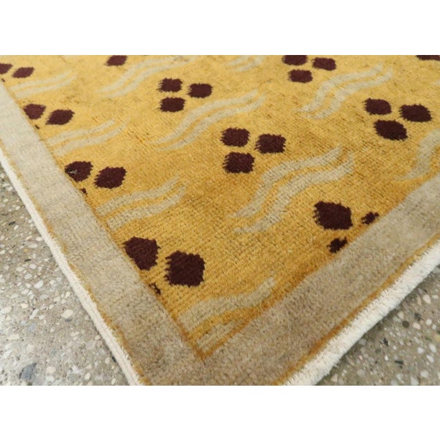 Galerie Shabab Collection Mid-20th Century Handmade Turkish Art Deco Throw Rug in Gold and Silver-Grey For Sale In New York - Image 6 of 7