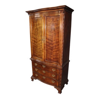 Henredon Georgian Style Mahogany Linen Press For Sale