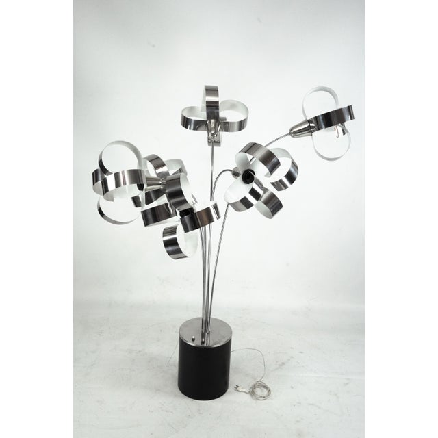 Metal Space Age Italian Metal Floor Lamp with Floral Shades, 1970s For Sale - Image 7 of 14