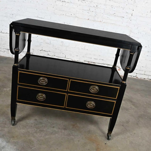 Traditional Mid-20th Century Regency Style Drexel Black & Gold Drop Leaf Rolling Server Dry Bar Beverage Cart For Sale - Image 3 of 13