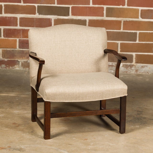 Early 20th Century English 1900s Wooden Child's Chair with Serpentine Arms and Custom Upholstery For Sale - Image 5 of 12