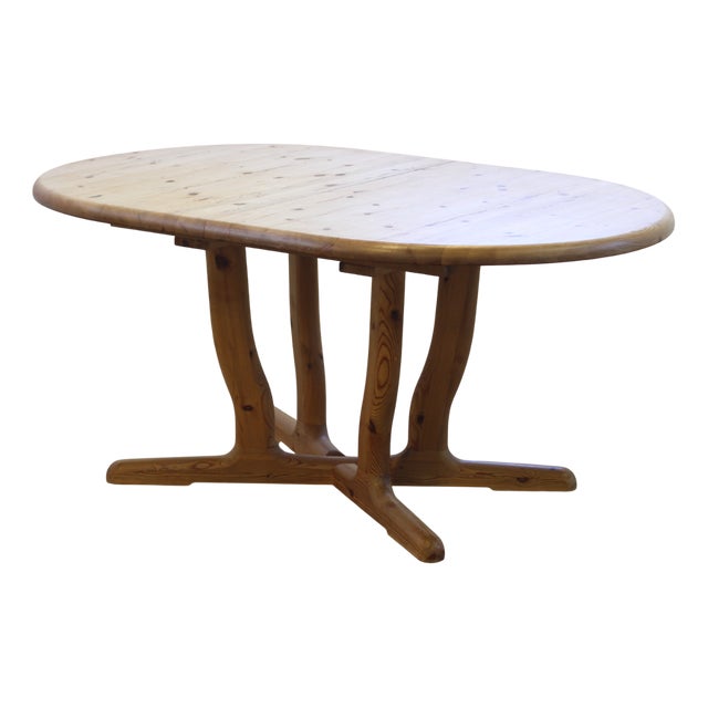 Vintage Round Extendable Pinewood Dinning Table from Dyrlund, 1980s For Sale
