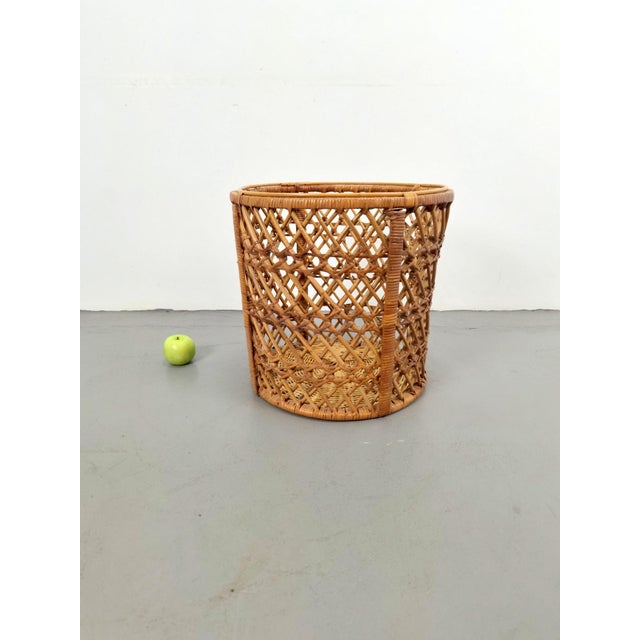 Boho Chic Vintage Handwoven Bamboo and Rattan Basket, 1950s For Sale - Image 3 of 7