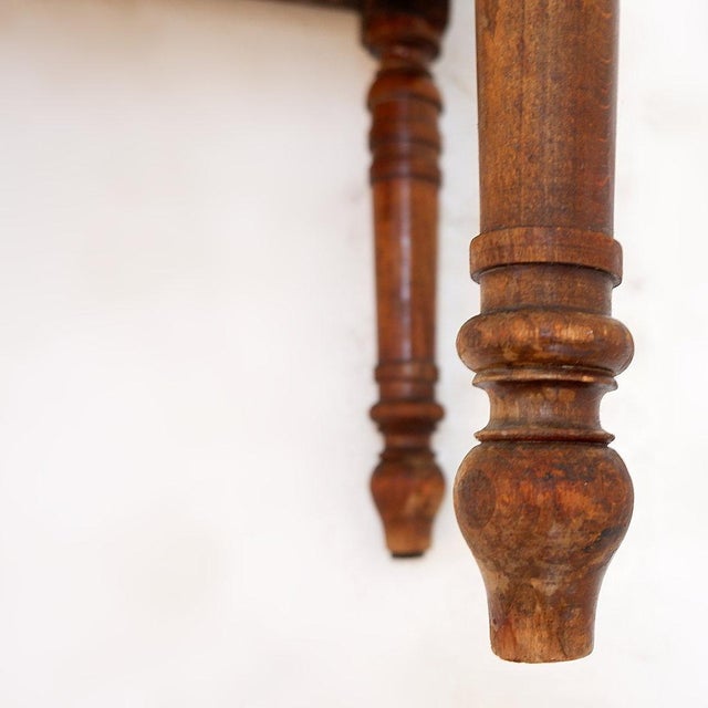 Antique Luggage rack - 19th century Measures : 60x35cm H:39cm This antique solid wood luggage rack features a slatted top...