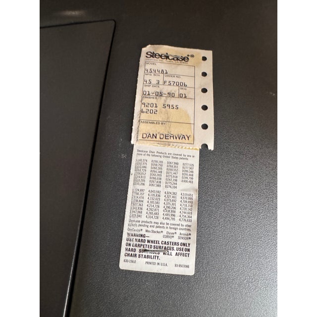 1990s Steelcase Cantilever Chairs (Pair) – Vintage Modernist Office Design For Sale In Reno/Lake Tahoe - Image 6 of 6