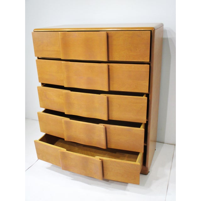 Sculptura Highboy Dresser by Heywood Wakefield M792 For Sale In Cincinnati - Image 6 of 13