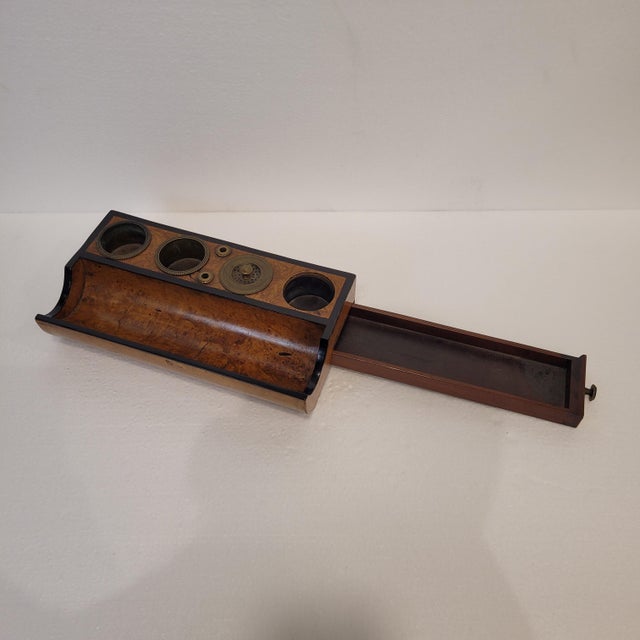 Brown Empire Style Writing Set and Inkwell in Olive Root Wood and Gilt Bronze, France, Early 19th Century For Sale - Image 8 of 18