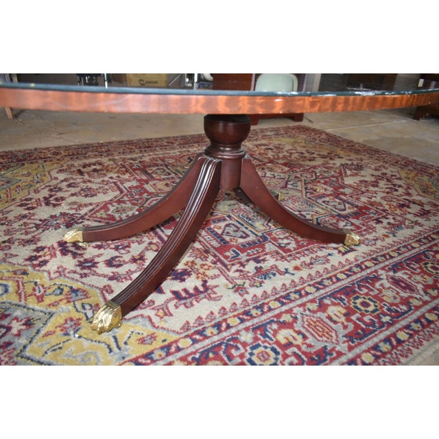 1950s Vintage Oval Inlaid Mahogany Coffee Table With Glass Top, Brass Claw Feet, 1950s For Sale - Image 5 of 7