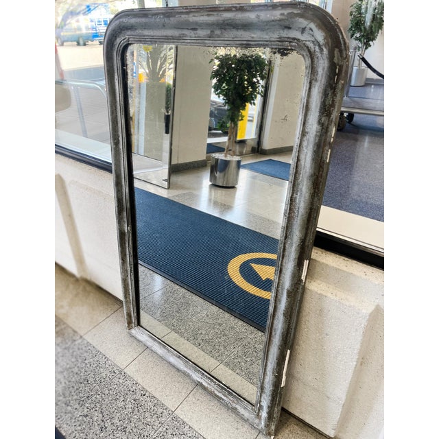 French 19th Century French Silver Gilt Frame Wall Mirror For Sale - Image 3 of 11