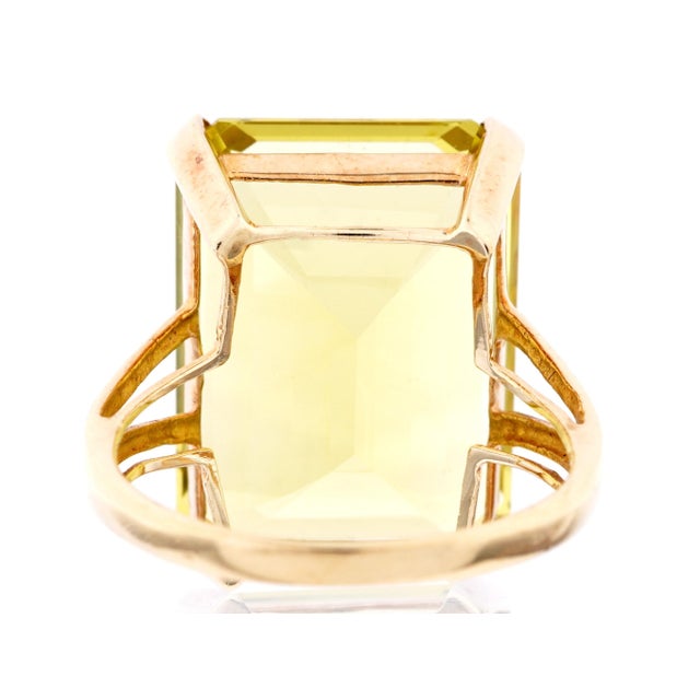 Mid 20th Century 10k Gold Yellow Amethyst Cocktail Ring For Sale - Image 5 of 8