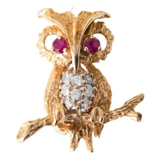 Vintage Owl Diamond and Ruby Eyes Brooch 14k Yellow Gold For Sale