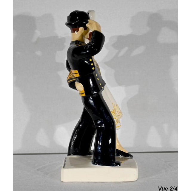 Bigouden Dancer Couple by R. Micheau-Vernez for Henriot Quimper, Mid-20th Century For Sale - Image 12 of 18