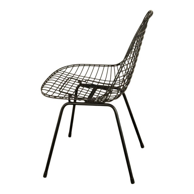 Set of Four Mid Century Modern Eames DKX Black Powder-Coated Wire Chairs, 1954 For Sale - Image 18 of 18