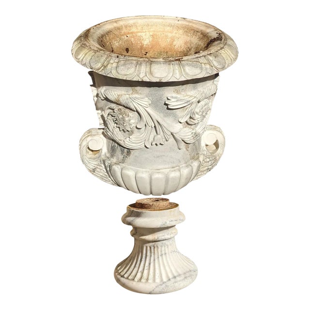 Monumental Vintage Italian Neoclassical Marble Garden Planter Jardinière For Sale