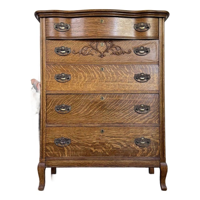 Antique Tiger Oak Serpentine 5-Drawer Dresser For Sale