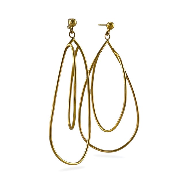 14 Karat Yellow Gold Modernist Dangle Long Hooped Earrings, Pair For Sale In New York - Image 6 of 9