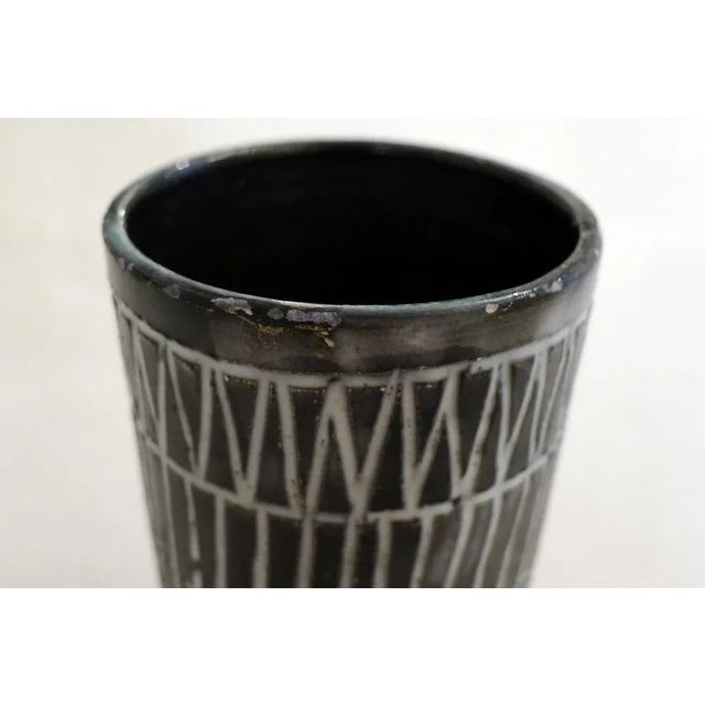 Small Mid-Century Modern Scroll Vase with Incised Geometric Decoration, 1950s For Sale - Image 9 of 14