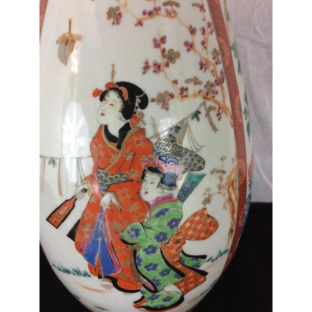 Pair of Large 19th Century Japanese Imari Porcelain Floor Vases, Meiji Period For Sale - Image 11 of 13