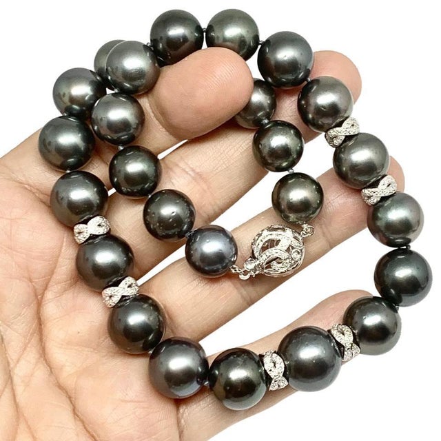 2010s Diamond Tahitian Pearl 14k Gold Necklace Certified For Sale - Image 5 of 10