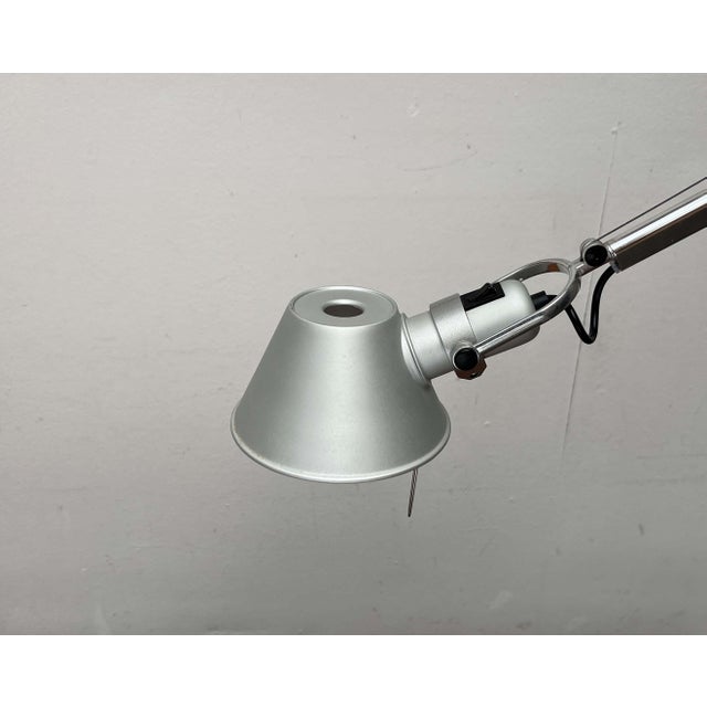 Large Tolomeo desk lamp by Artemide. Like all Tolomeos, this is a highly functional lamp. The head is adjustable and...