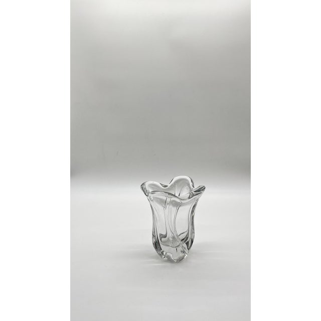 Good evening, I'm selling this beautiful crystal vase signed Daum France. It's in very good overall condition, with no...