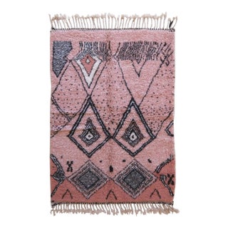 Moroccan Pink Accent Wool Rug - 6.1 X 4.4 Ft For Sale