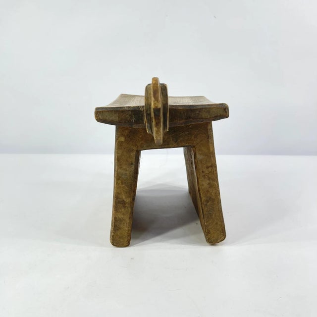 African Early 20th Century Mossi Stool Burkina Faso MATTER COLLECTION For Sale - Image 3 of 10