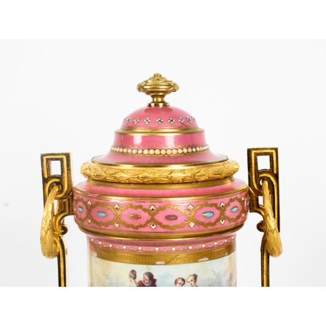 19th Century French Ormolu Mounted Pink Sevres Lidded Vases, Set of 2 For Sale - Image 4 of 18