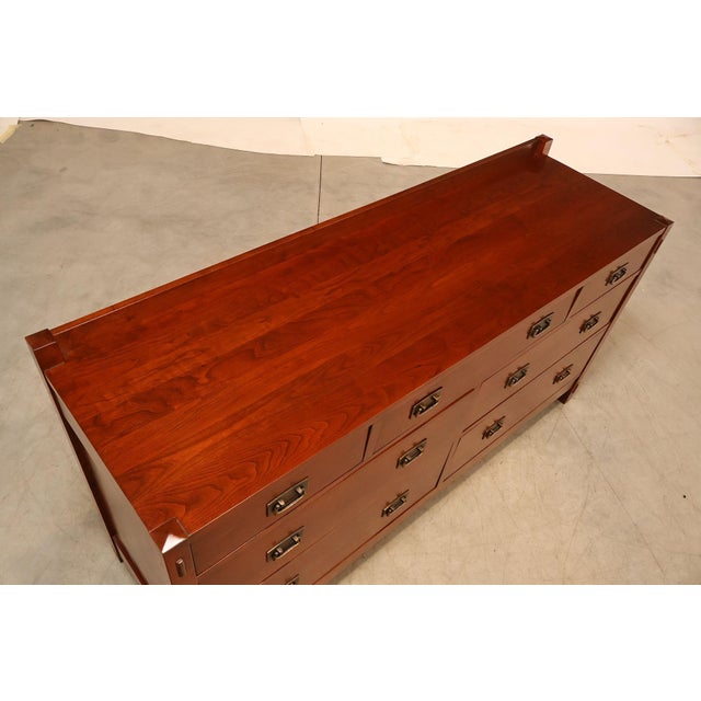 Early 21st Century Stickley Mission Collection Cherry Seven Drawer Low Dresser For Sale - Image 5 of 18