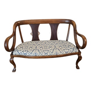 Antique English Regency Carved Walnut Settee/Bench For Sale
