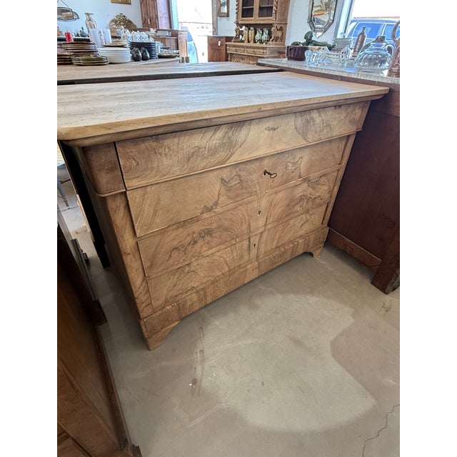 Tan 19th Century French Louis Philippe Burl Walnut Bleached Chest of Drawer / Commode For Sale - Image 8 of 12