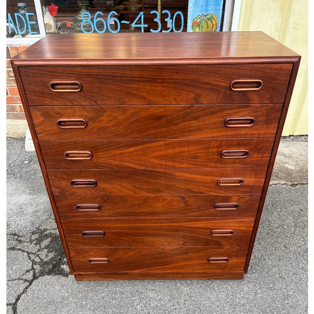 Mid 20th Century Founders Modern Walnut Chest of Drawers For Sale - Image 10 of 14