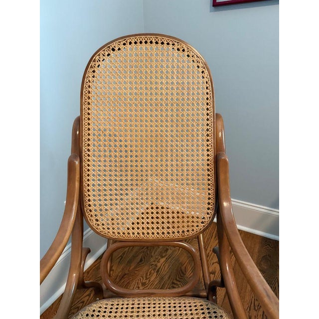 Mid-Century Modern Vintage Thonet Bentwood Rocker For Sale - Image 3 of 8