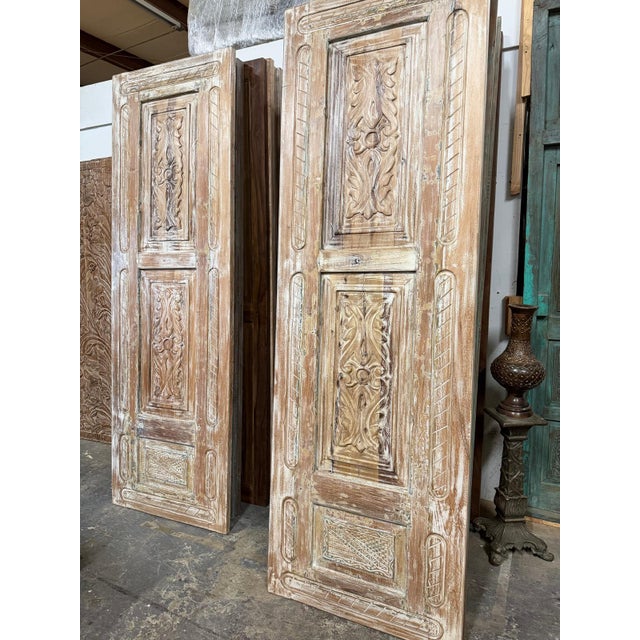 Mid-Century Modern Antique Carved Wood Entry Door, Whitewashed Floral Farmhouse Statement Door 96x31.5 For Sale - Image 3 of 5