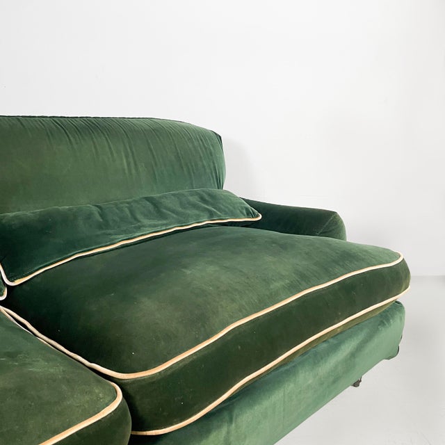 1990s Italian Modern Raffle Green Velvet Sofa by Vico Magistretti for De Padova, 1990s For Sale - Image 5 of 18