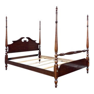 Thomasville Collector's Cherry Chippendale Queen Poster Bed For Sale
