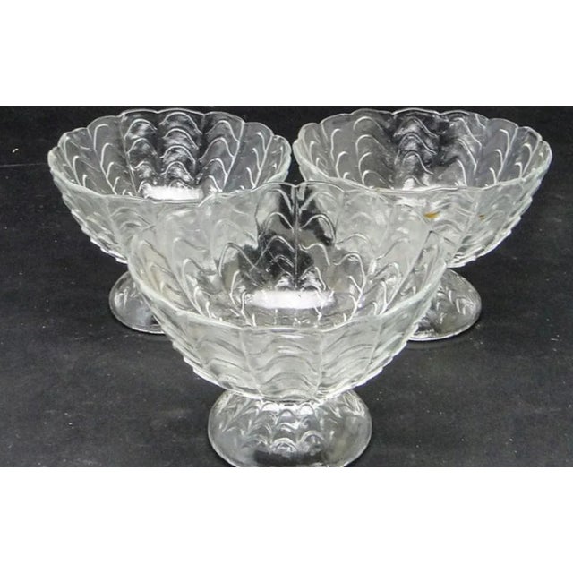 Art Deco Bowls on Stand from Ząbkowice Glassworks, Poland, 1970s, Set of 3 For Sale - Image 3 of 4