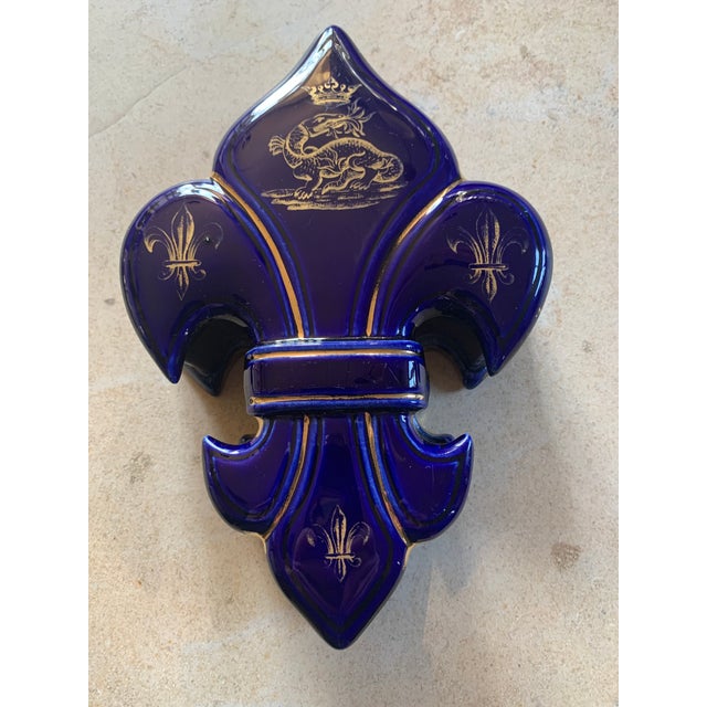 19th Century Porcelain Fleur De Lis Box For Sale - Image 10 of 10